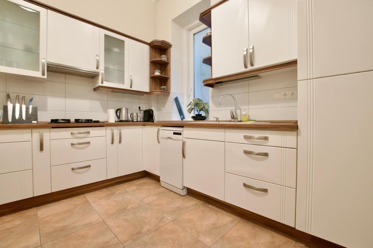 Standard Apartment By Hi5 - St. King Street 16. Budapest Bagian luar foto